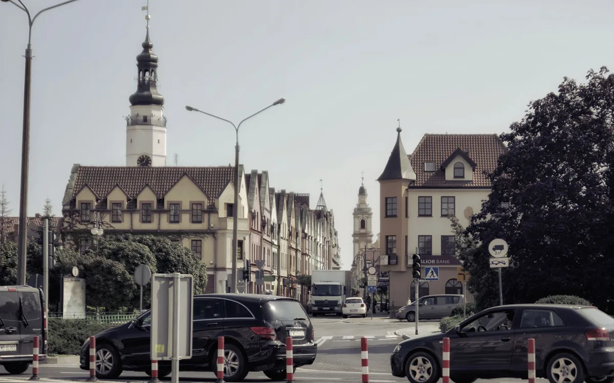 Jak dojechać do Orońska z Radomia samochodem i transportem publicznym?