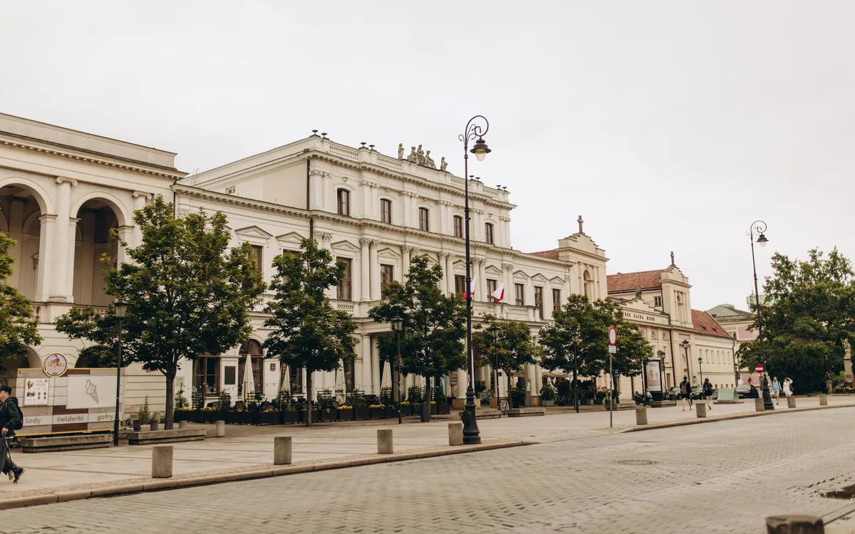 Ile trwa podróż z Warszawy, Krakowa i Lublina?