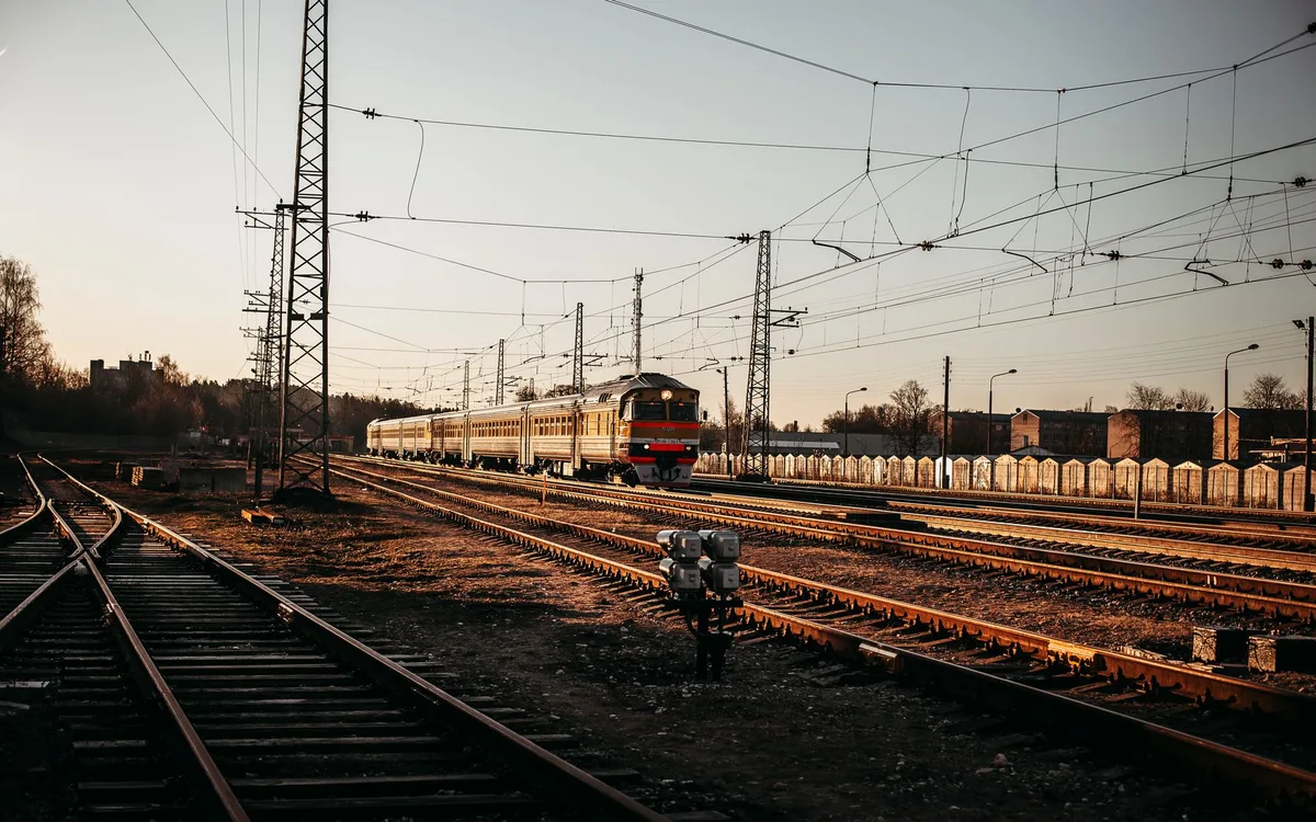 Jak zmienić trasę przy deszczu i chłodzie?