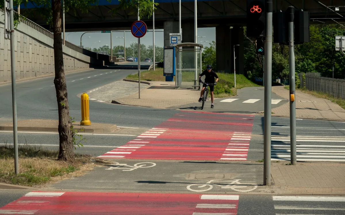 Jak zaplanować trasę rowerową do skansenu?